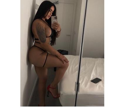 Transsexual North Finchley North London - Photos for Mikaela Hot girl TS🇧🇷