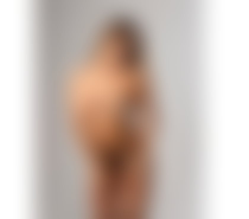 Escorts East London Gants Hill Station - East London - Photos for ✨BLONDE PETITE ✨ BRAZILIAN PARTY GIRL 🎉