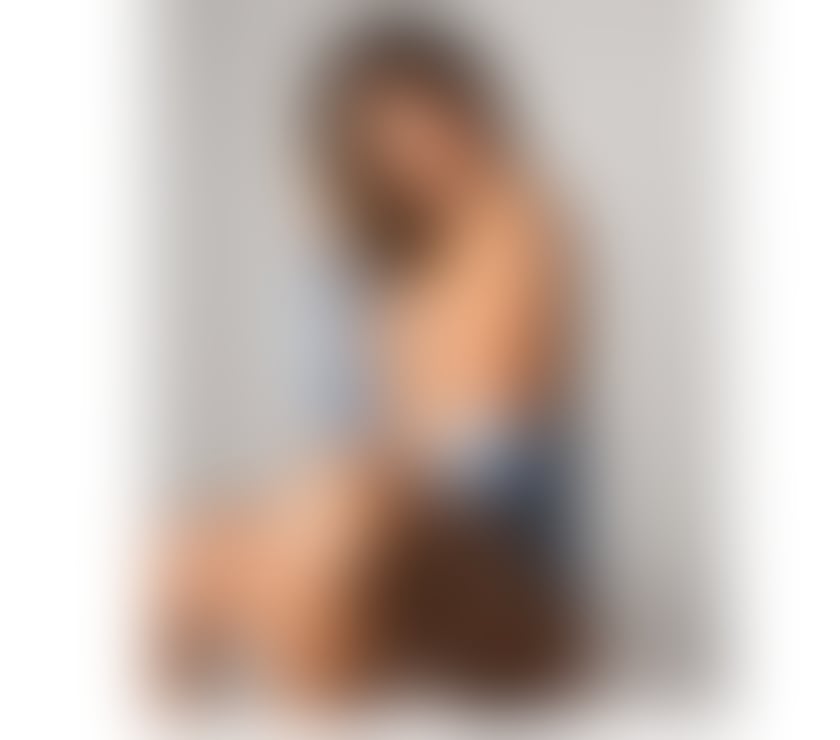 Escorts East London Gants Hill Station - East London - Photos for ✨BLONDE PETITE ✨ BRAZILIAN PARTY GIRL 🎉