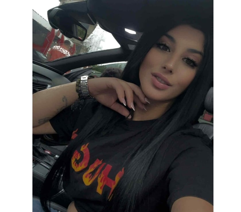 Escorts Luton Town Centre Luton - Photos for Izza first time here ❤️💕 Full Service 🔝❤️