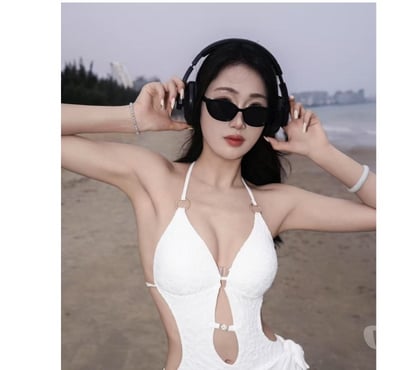  Escorts & Erotic Massage Hull City Centre Hull - Photos for 1💯hot oil massage🔥New girl Hot and escort full service