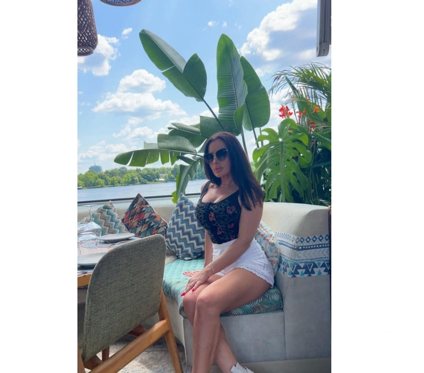 Escorts Staffordshire Stoke-on-Trent - Photos for CELINE ! HOT MILF PARTY girl🔥