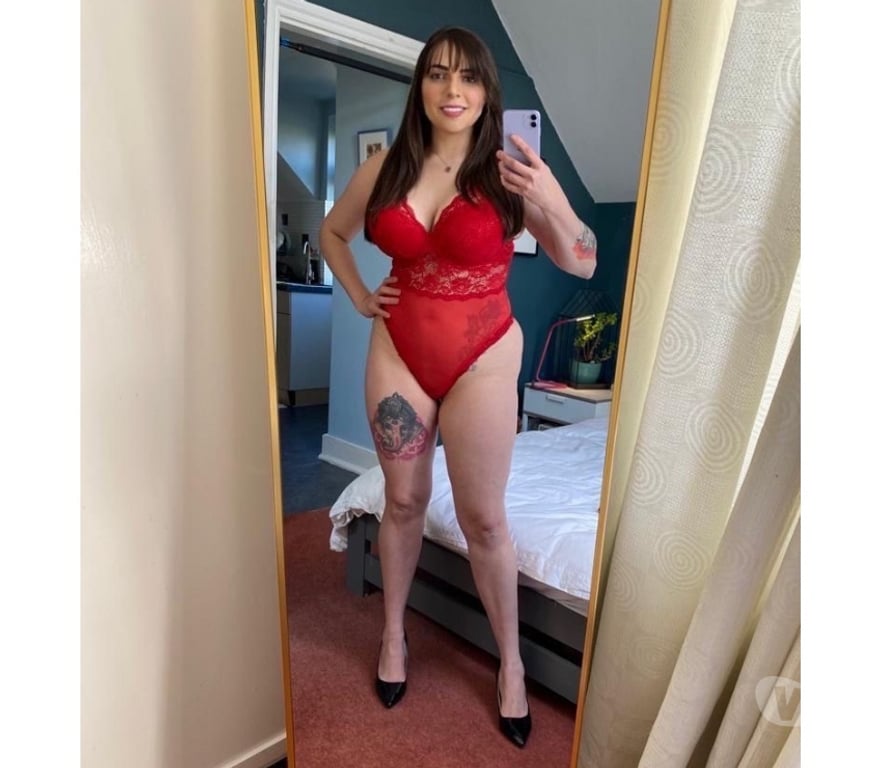 Escorts East London Bethnal Green Station - East London - Photos for Jessica Brazilian foot fetish 07936997585