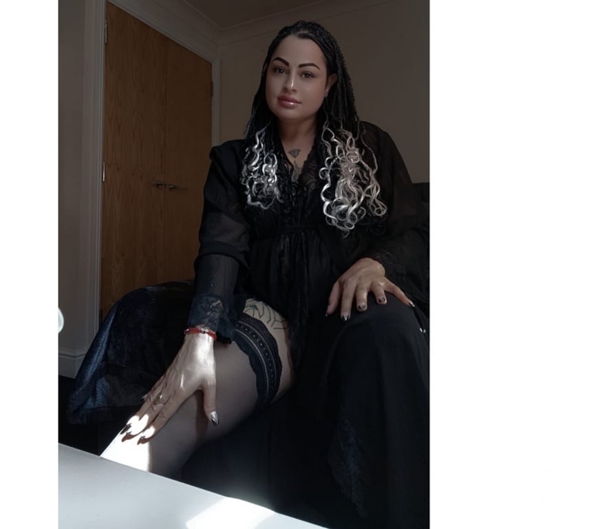 Escorts Glasgow Finnieston - Glasgow - Photos for Hot brunette 4u••Sexy curves ••BJ Queen