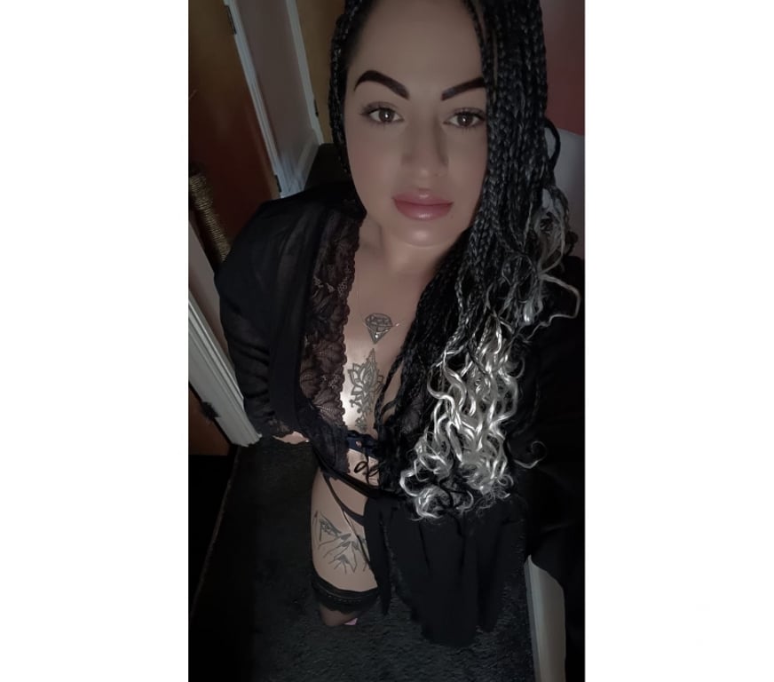 Escorts Glasgow Finnieston - Glasgow - Photos for Hot brunette 4u••Sexy curves ••BJ Queen