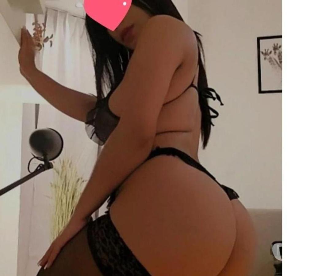 Escorts Somerset Bridgwater - Somerset - Photos for Hello, I'm Roxana, a real brunette available for you.