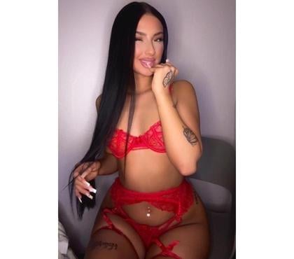 Escorts and Massages Burnley Town Centre Burnley - Photos for NEW in TOWN 🤩❤️Ruby Hot and Sexy 🌹💯Real