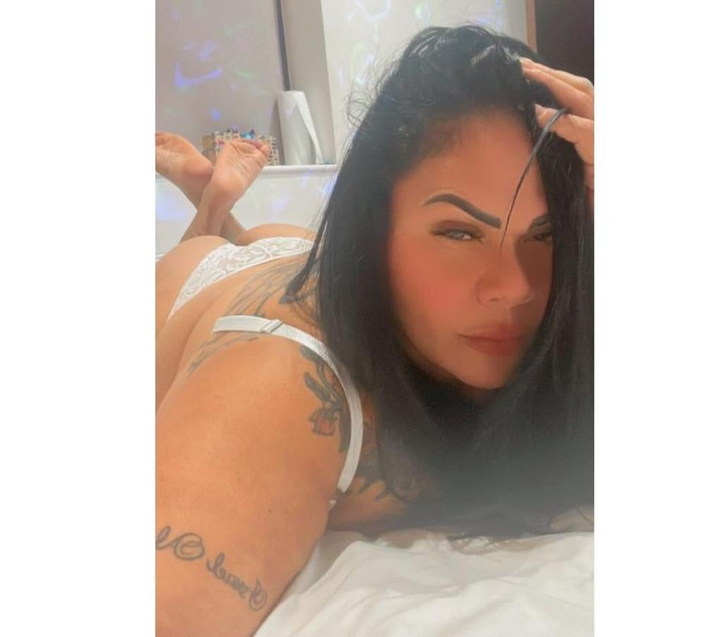 Escorts Buckinghamshire Milton Keynes - Photos for CHUBBY BRUNETTE MILF🫦🫦 100% real