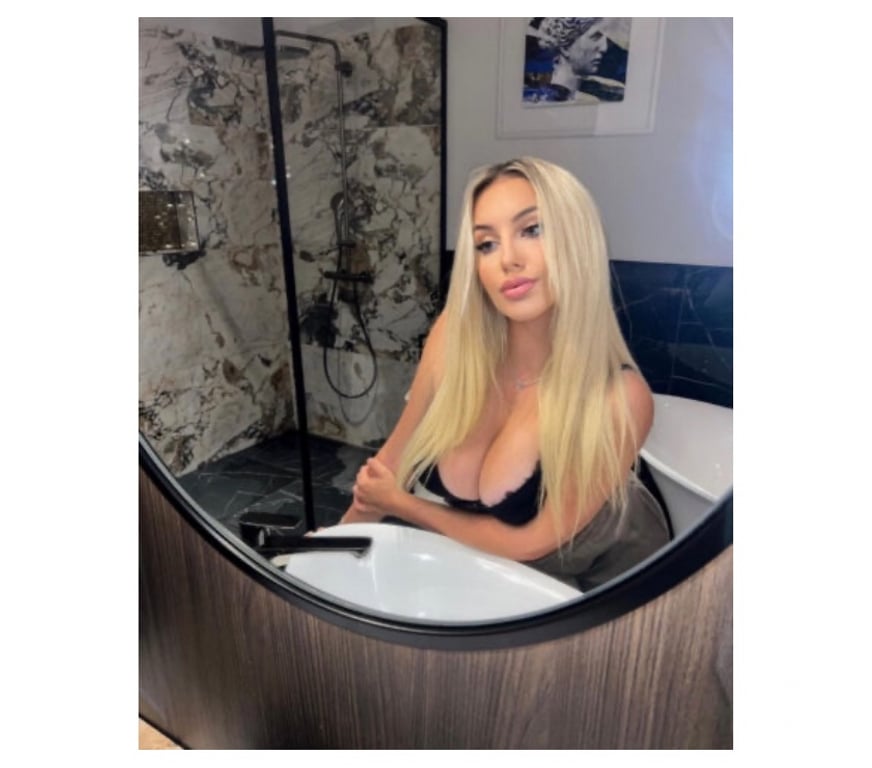 Escorts County Durham Darlington - Photos for Gonzales columbian lady outcall and incall no deposit 💸