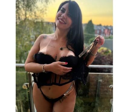  Escorts Carlisle Cumberland - Photos for KAROL- BRAZILIAN-NEW IN TOWN 🔞GFE~OWO💯REAL~GFE
