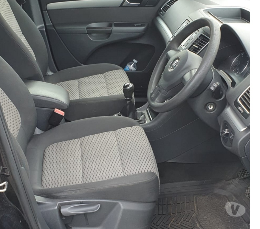 used cars for sale West Yorkshire Leeds - Photos for Volkswagen Passat SHARAN 2.0 TDI 7 seater