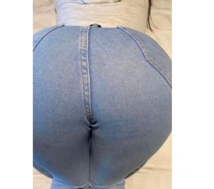 Adult Entertainment Fleetwood Wyre - Photos for ACTIVE UNTILL LATE📲HOT MILF READY AND WAITING😉