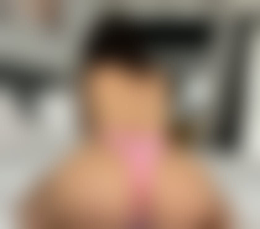Escort Woking Town Centre Woking - Photos for 🍆🍑Olla guys i m Kira new in town🍑 Party girl ❤️