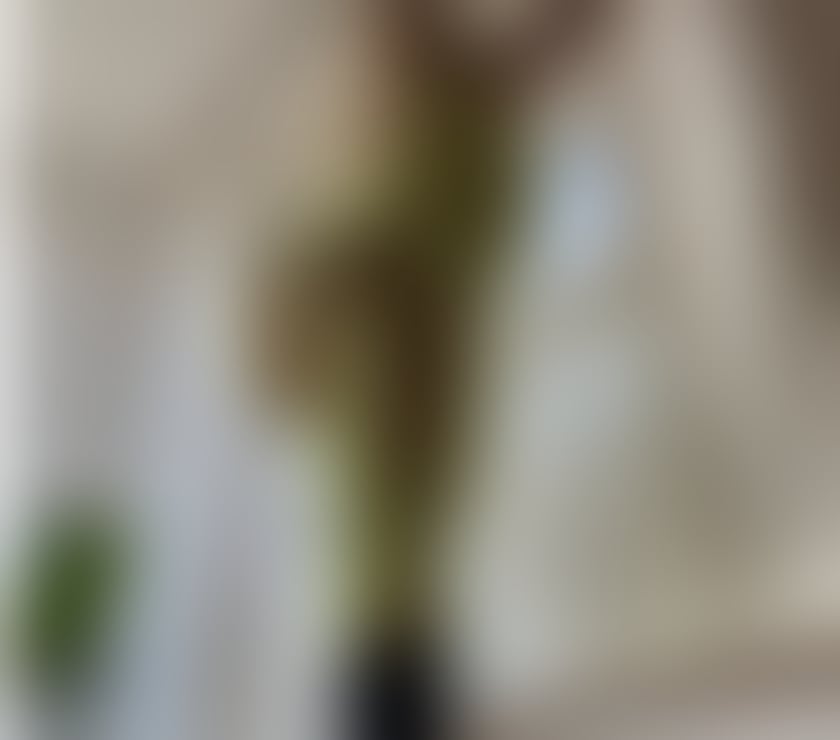 Escort Hayes Hillingdon - Photos for Lovely Touch Relax Heatrow blue eyes