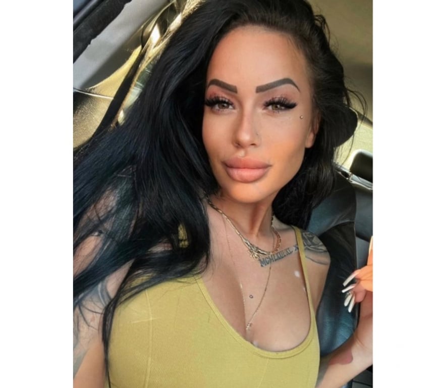 Escorts Greater Manchester Trafford - Photos for Hello Ichim new in your town