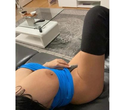 Escorts and Massages Epsom Epsom and Ewell - Photos for Hello new in your town sara