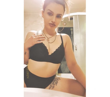 Escort Norwich City Centre Norwich - Photos for LIZZY 🔝❤️ NEW ESCORT PARTY GIRL💥💥🥰🔥