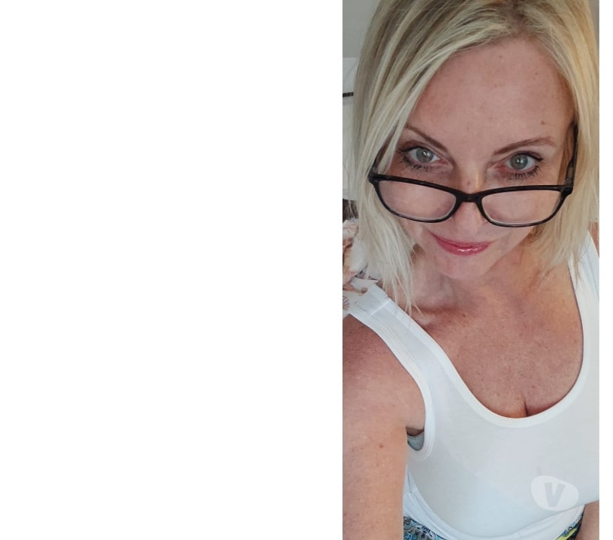 Adult Entertainment Derbyshire Derby - Photos for Naughty Natural Curvy 57yr old Active now