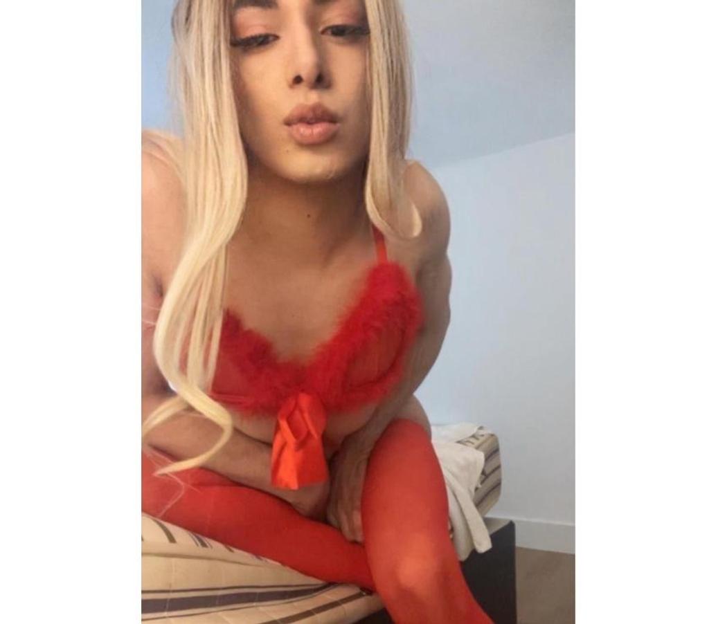 Trans Escorts Kent Canterbury - Photos for Brazilian blonde trans bombshell