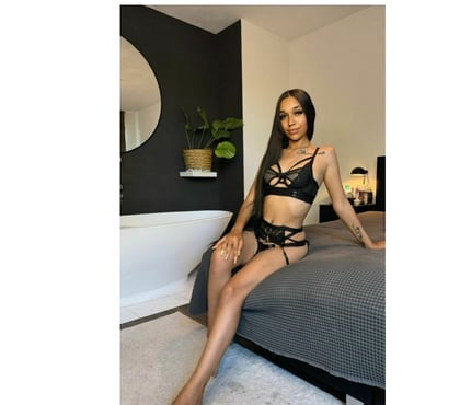 Escorts and Massages Falkirk Town Centre Falkirk - Photos for 🍒🍒🍒 Outcall!! 🍒🍒 Outcall