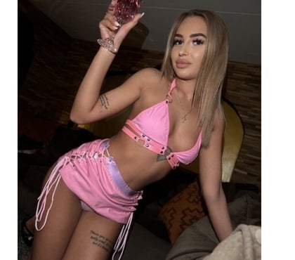  Escorts Southampton International Airport Eastleigh - Photos for Hy 😘 im new in your 👄town ❤️Aryana 📲Outt