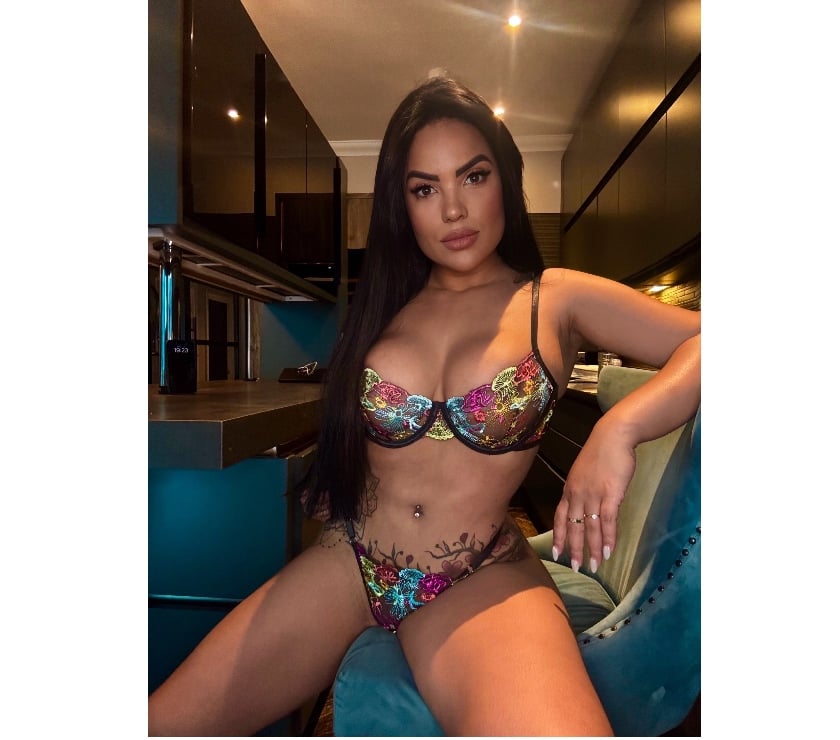  Escorts & Erotic Massage Aston Stafford - Photos for RAYKA HOT BRAZILIAN 🇧🇷 PARTY 💥