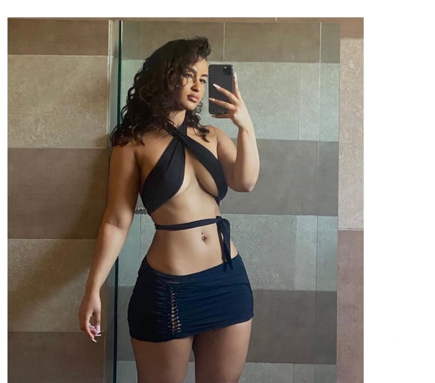Escorts Essex Harlow - Photos for Sexy Brazilian Amanda PartyGirl ❤️🇧🇷