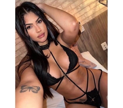  Escorts Aldershot Rushmoor - Photos for Sexy brunette Latina 🤩 Party Girl 🥂