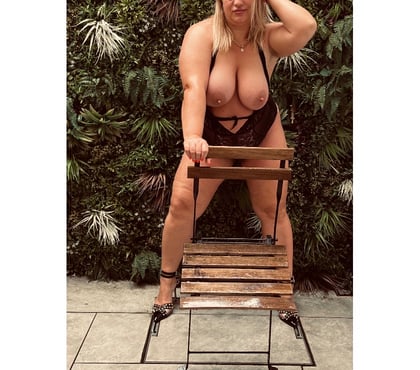 Escorts Streatham Common South West London - Photos for Big boobs Allegra BBW REAL MILF.