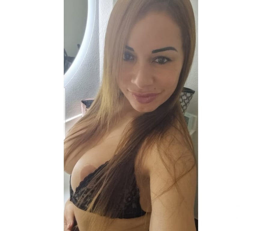 Escorts Edinburgh Edinburgh - Edinburgh - Photos for 🔥STUNNING BIG BOOBSE 🔥SERVICE 💯PARTY GIRL