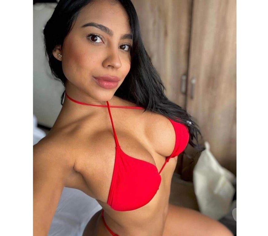 Escorts Staffordshire Stoke-on-Trent - Photos for Latina party girl in the town