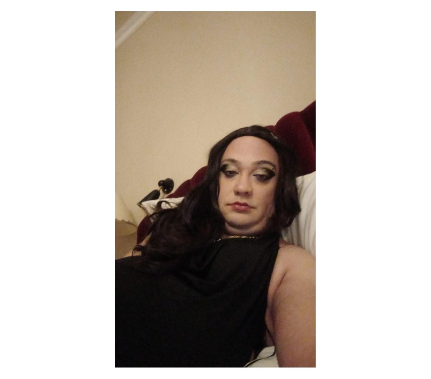 Escorts Bedfordshire Luton - Photos for Maya your sexy trans slut came and try me