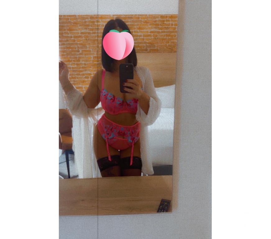 Escorts West Yorkshire Bradford - Photos for BRITISH FULL GFE WITH OWO AND CIM IN BD3