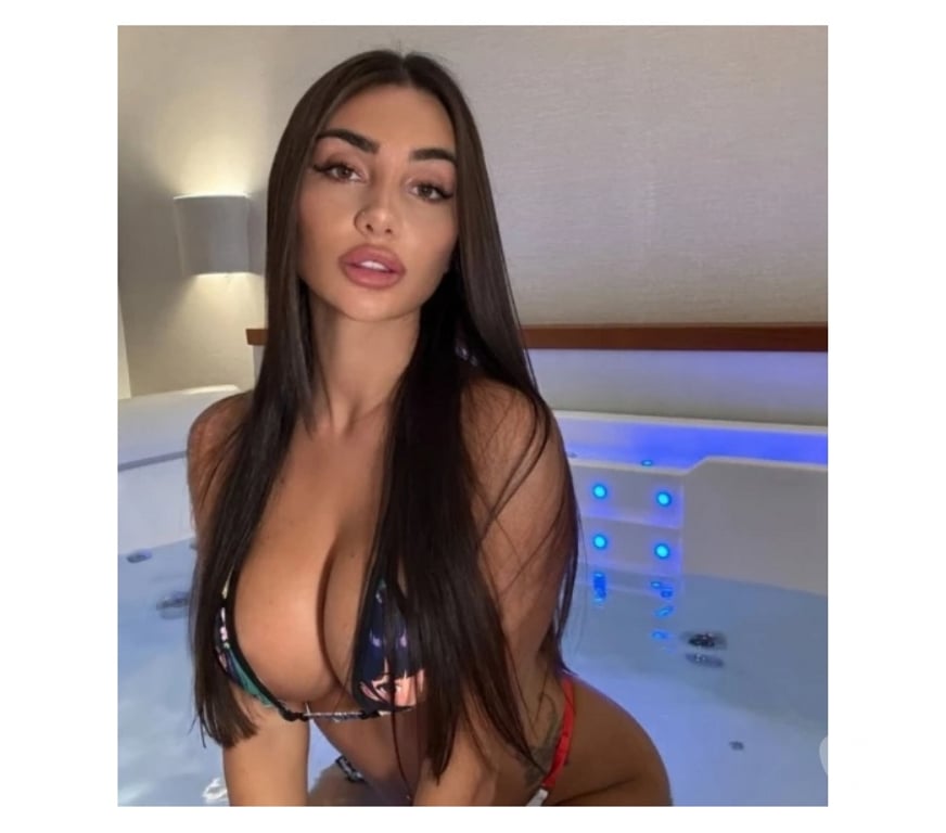 Escorts West Midlands Wolverhampton - Photos for 💎NAUGHTY KARINA💎HOT MOMENTS💦🍭💎📲 NOW😘
