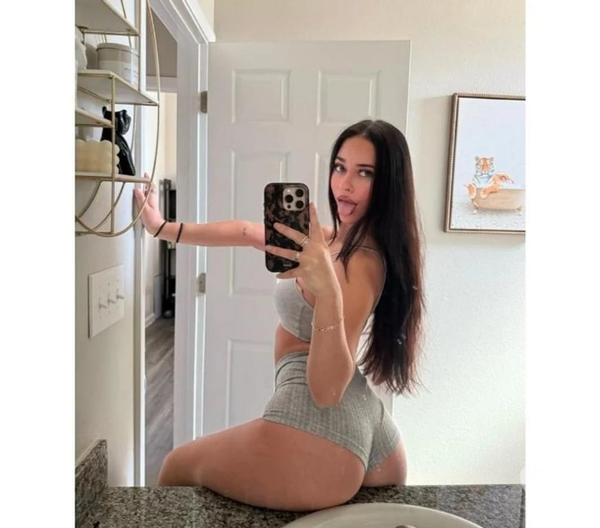Escorts West Midlands Walsall - Photos for Best BJ NO RUSH🔝New Beginner party girl🧡Britney