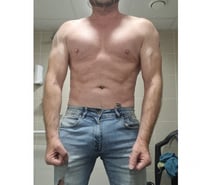 Muscle Guy for Mature Men