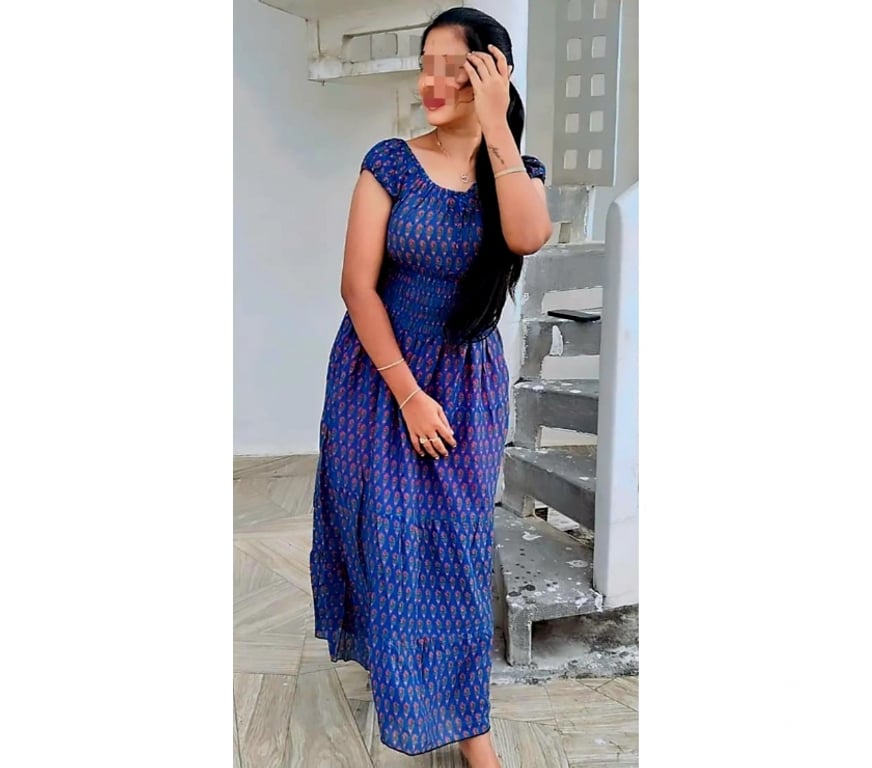 Escorts East London Canning Town - East London - Photos for South indian Roja New to Town 💓