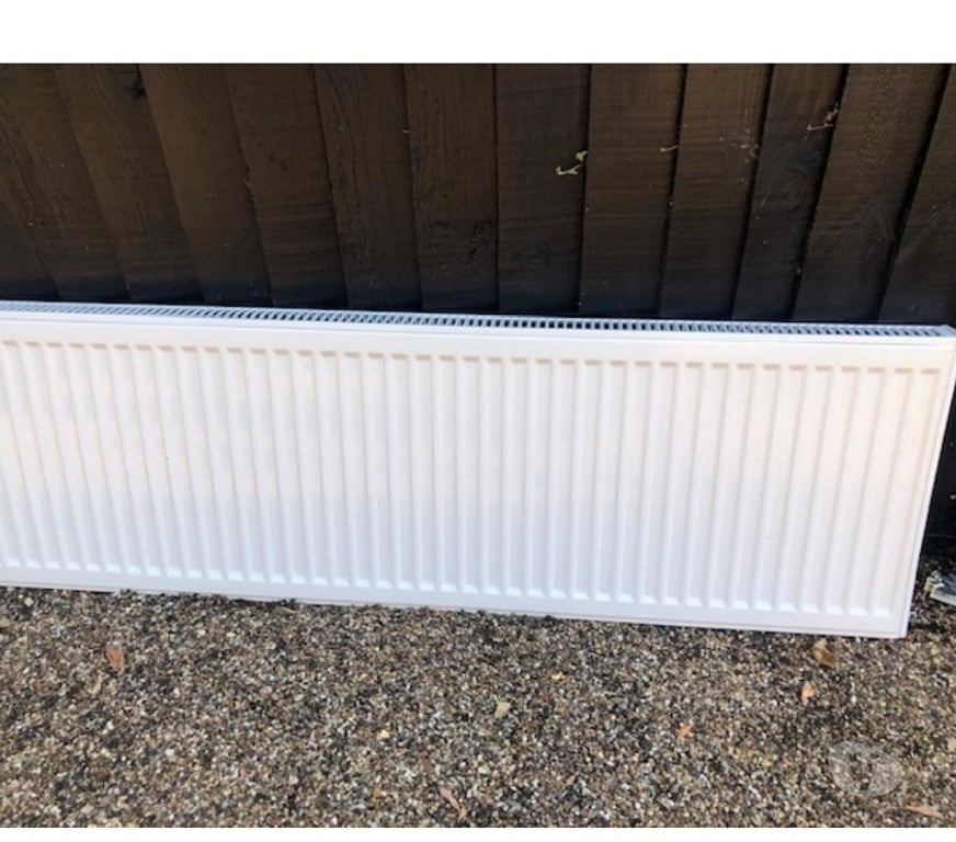 household goods Essex Maldon - Photos for Radiators for central heating
