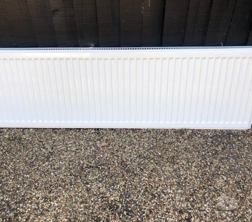 household goods Essex Maldon - Photos for Radiators for central heating
