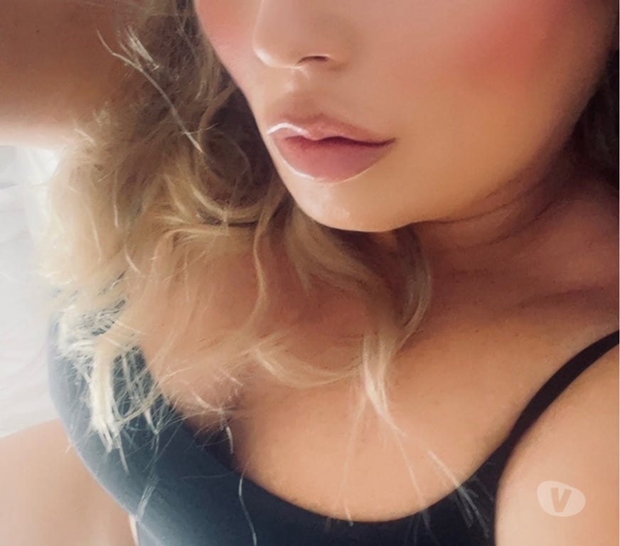 Adult Entertainment West London Hillingdon - Photos for English angelina at your service