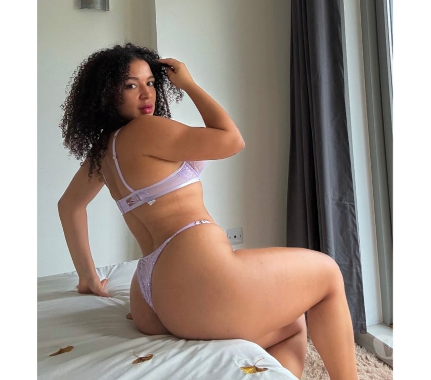 Escorts East London Shadwell - East London - Photos for 🔥❤️EXOTIC ❤️LAURA SEXY PETIT❤️🔥