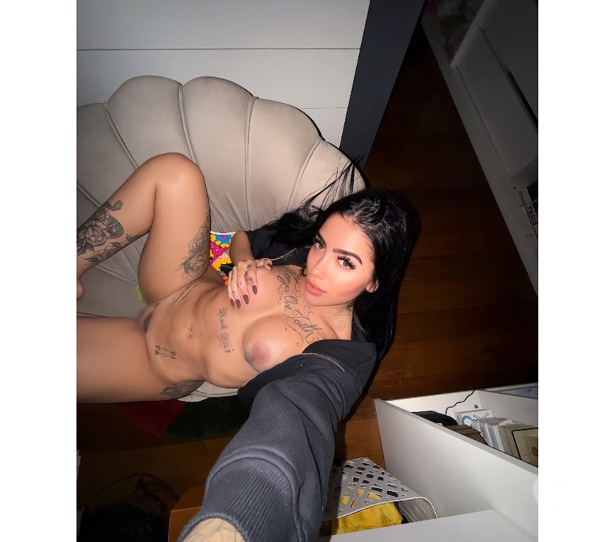 Escorts Nottinghamshire Nottingham - Photos for JULIA HONEY PARTY 🔥🥳🍾