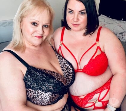 Escorts Dartford Town Centre Dartford - Photos for 💙 Delicious 2 Girl Fun on Tour in Dartford 💙