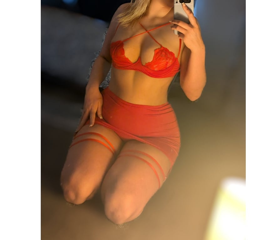 Escorts County Durham Darlington - Photos for Stunning Ariana, Geordie girl touring Darlo 😈