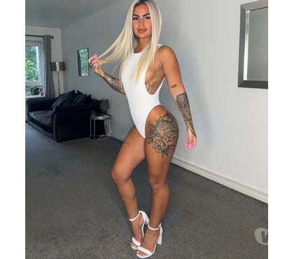 Escort Renfrew Renfrewshire - Photos for Karina ready all time