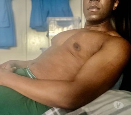 Gay escorts Colindale North West London - Photos for Bi Hung Student Free Thursday 17th