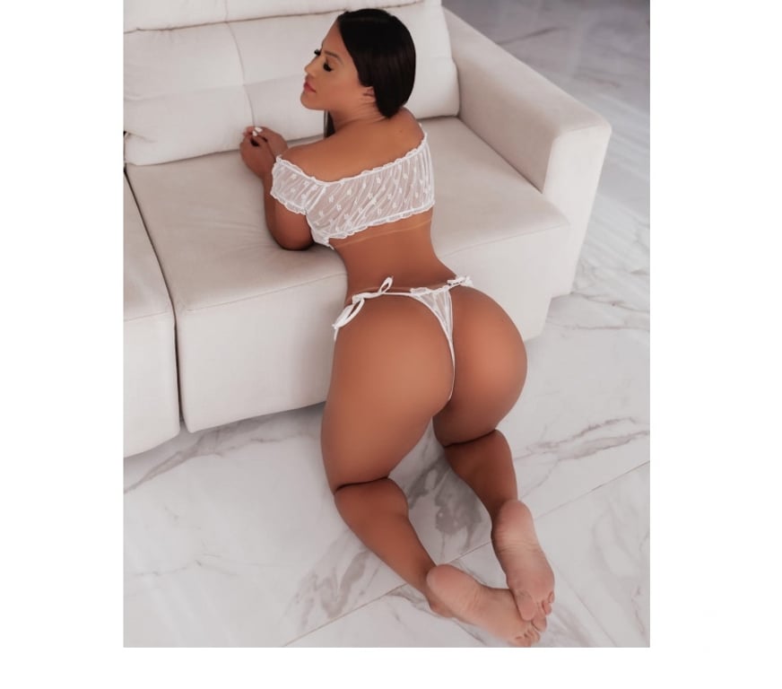 Escorts West London Paddington (H&C Line) Station - West London - Photos for LUISA_SWIT🇧🇷💦🔥🌚