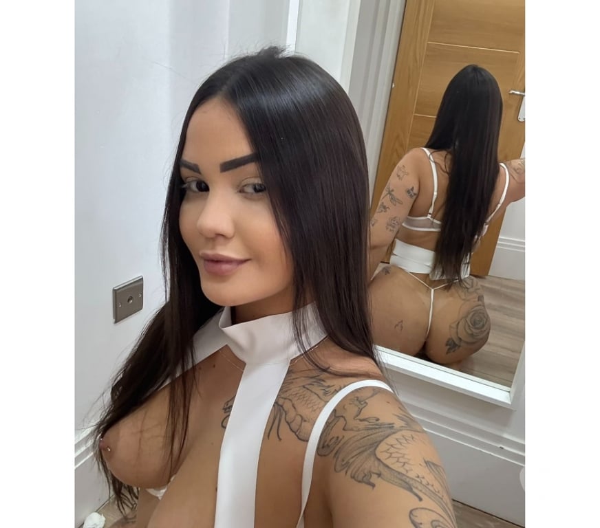 Escorts Merseyside Liverpool - Photos for 2 GIRLS DISPONIVEL PARA FESTA 🇧🇷🤗