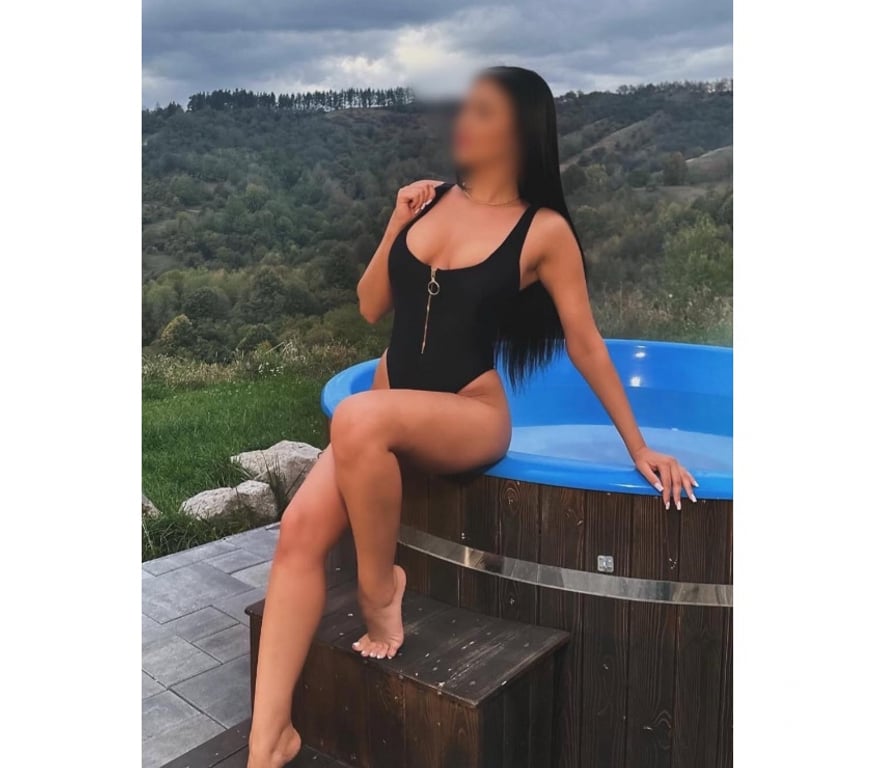 Escorts Hertfordshire Watford - Photos for New Sexy Ingrid