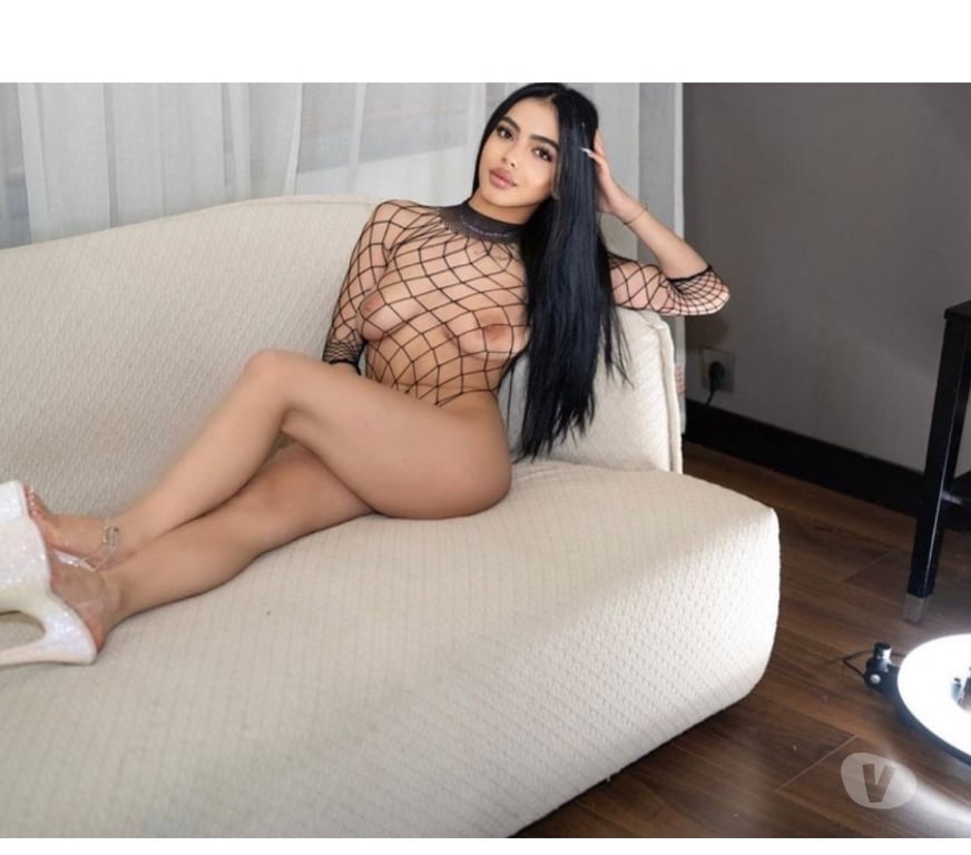 Escorts Kent Ashford - Photos for Cassandra 🫦 here for your pleasure